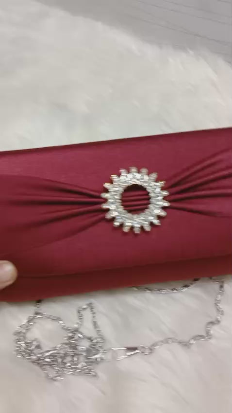 Semi Fancy Clutch – Elegant & Versatile Handbag for Women